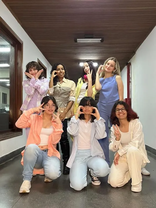 Aluna da turma de K-pop da Escola de Dança We em Guarulhos